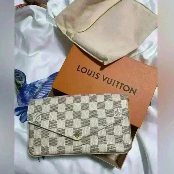 Louis Vuitton Damier Azur Felicie Handbag - Picture 1 of 16